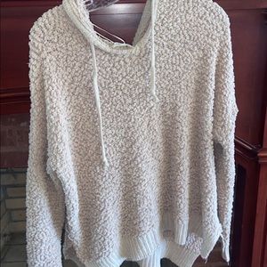 Miracle USA size M/L popcorn sweater